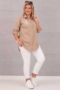 Beżowa koszula ze zdobieniem