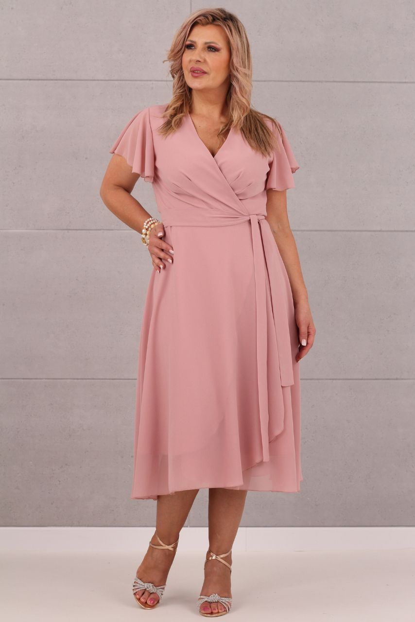 Rozkloszowana sukienka midi wiązana pudrowa
