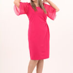 Weselna sukienka z marszczeniem w talii malinowa