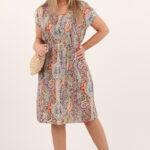 Fioletowa sukienka w turecki wzór ze sznurkiem w talii