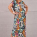 sukienka-z-rozcieciami-po-bokach-ornament (3)