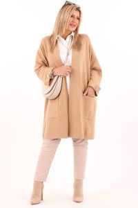 Kardigan camel ze złotymi guzikami i rękawem 3/4