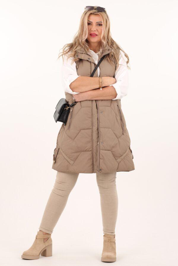 Bezrękawnik damski długi z kapturem beżowy