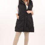 bezrekawnik-damski-dlugi-z-kapturem-czarny (3)