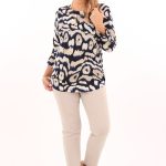 sweterkowa-bluzka-bezowo-granatowa (3)