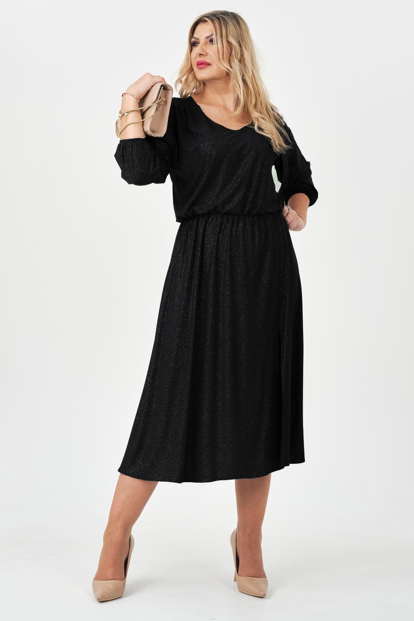 Czarna brokatowa sukienka plus size długa z rozcięciem 44–52