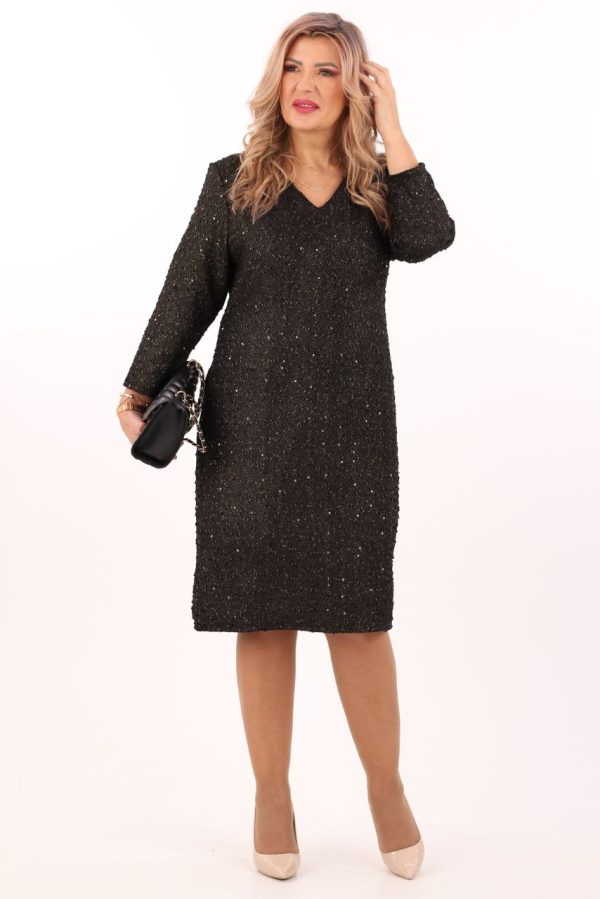 Błyszcząca sukienka z bukli czarna