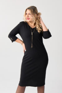 Sukienka z dekoltem PLUS SIZE czarna 44-54