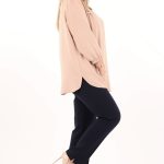 bezowa-gladka-bluzka-z-rekawem-3-4 (4)