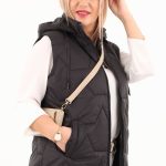 Bezrękawnik pikowany z kapturem czarny