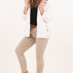 kurtka-z-regulowana-dlugoscia-biala (5)