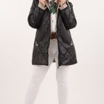 Przejściowa pikowana kurtka czarna