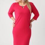 rozowa-sukienka-z-ozdobnym-dekoltem (2)