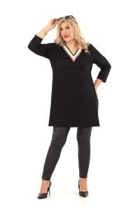Tunika z dekoltem w serek w paski plus size