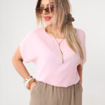 Różowa gładka bluzka plus size z krótkim rękawem 44-52 (7)