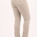 Beżowe jeansy plus size