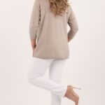 bezowy-sweter-ze-srebrna-nitka (3)
