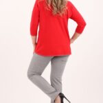 czerwony-sweter-ze-srebrna-nitka (3)