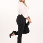 elastyczne-spodnie-jeansowe-czarne-plus-size (10)