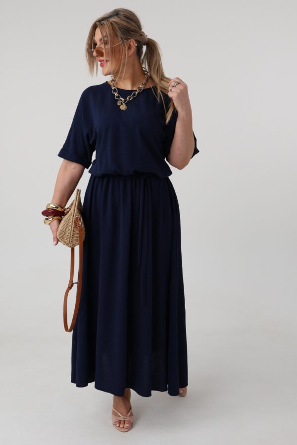 Elegancka sukienka maxi granatowa