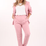 Garnitur damski plus size pudrowy róż