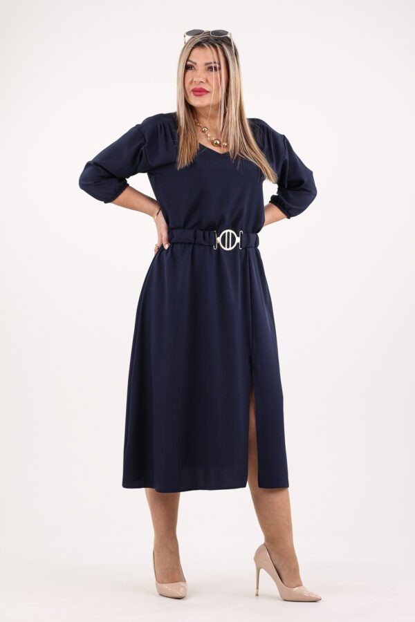 Granatowa sukienka z paskiem