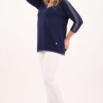 granatowy-sweter-ze-srebrna-nitka (2)