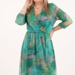 kopertowa-sukienka-z-siatki-zielona-z-paskiem (8)