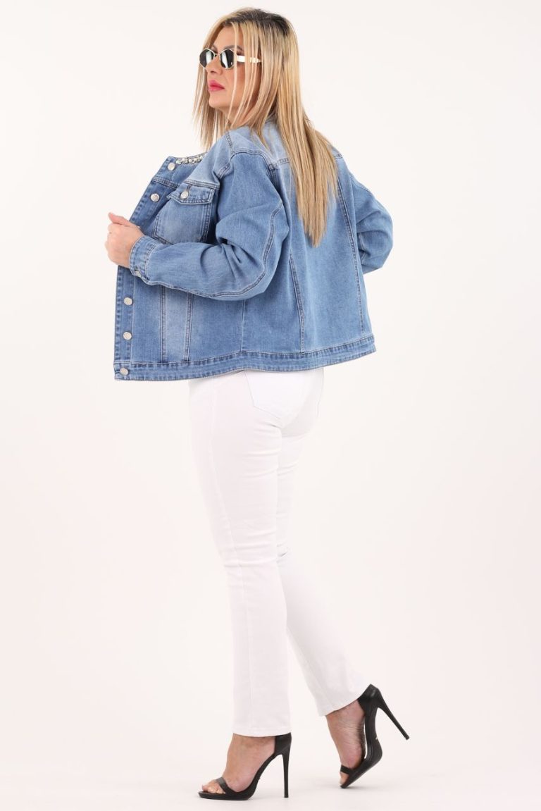 kurtka-jeansowa-chanelka-plus-size-z-cyrkoniami-dla-puszystych