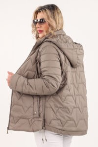 Kurtka z regulowaną długością przejściowa beżowa