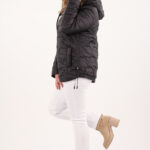 kurtka-z-regulowana-dlugoscia-przejsciowa-czarna (2)