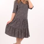 Kwiecista sukienka z falbanami granatowo-żółta