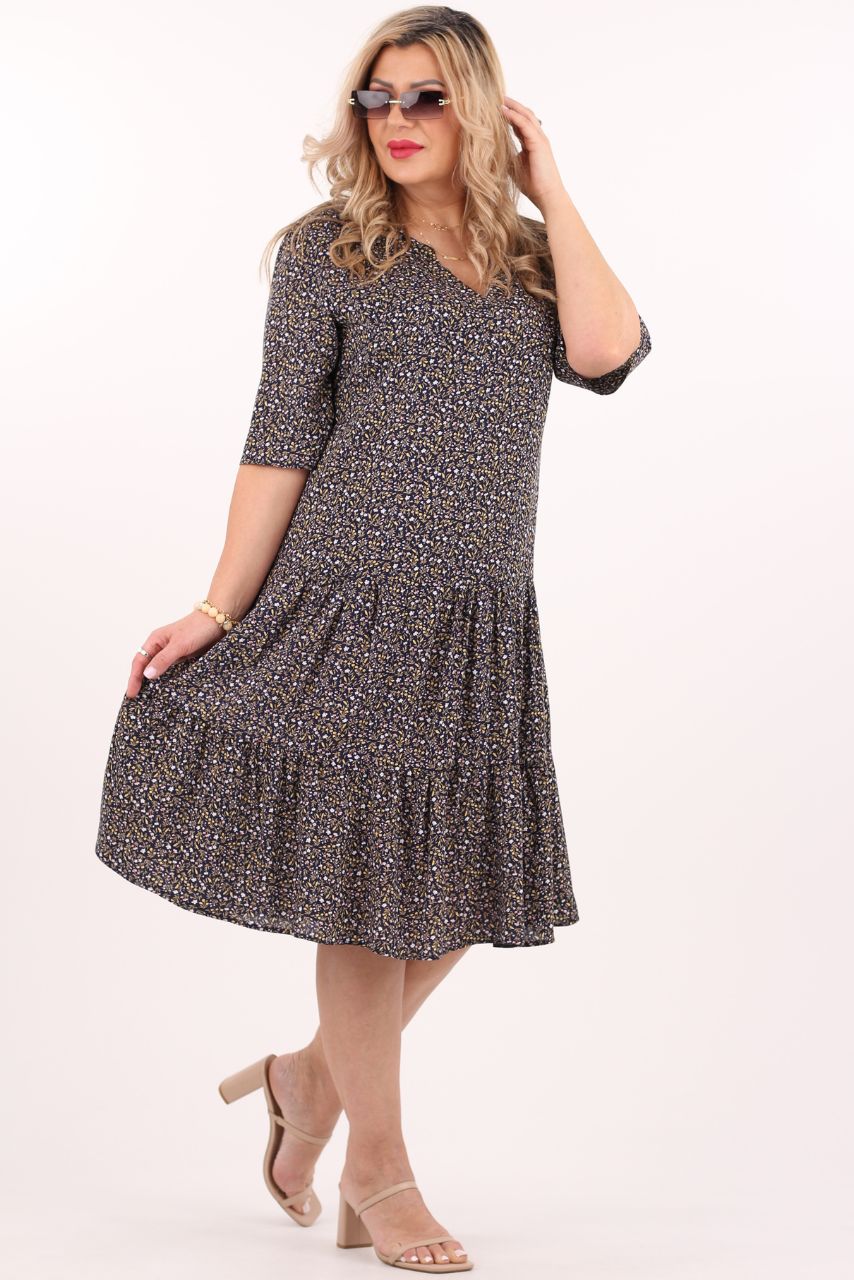 Kwiecista sukienka z falbanami granatowo-żółta