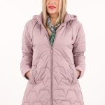 lekka-kurtka-pikowana-damska-z-kapturem-rozowa (9)