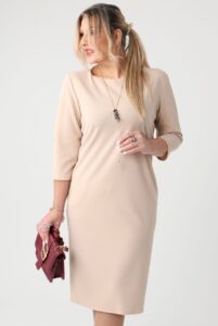 Prosta elegancka sukienka beżowa
