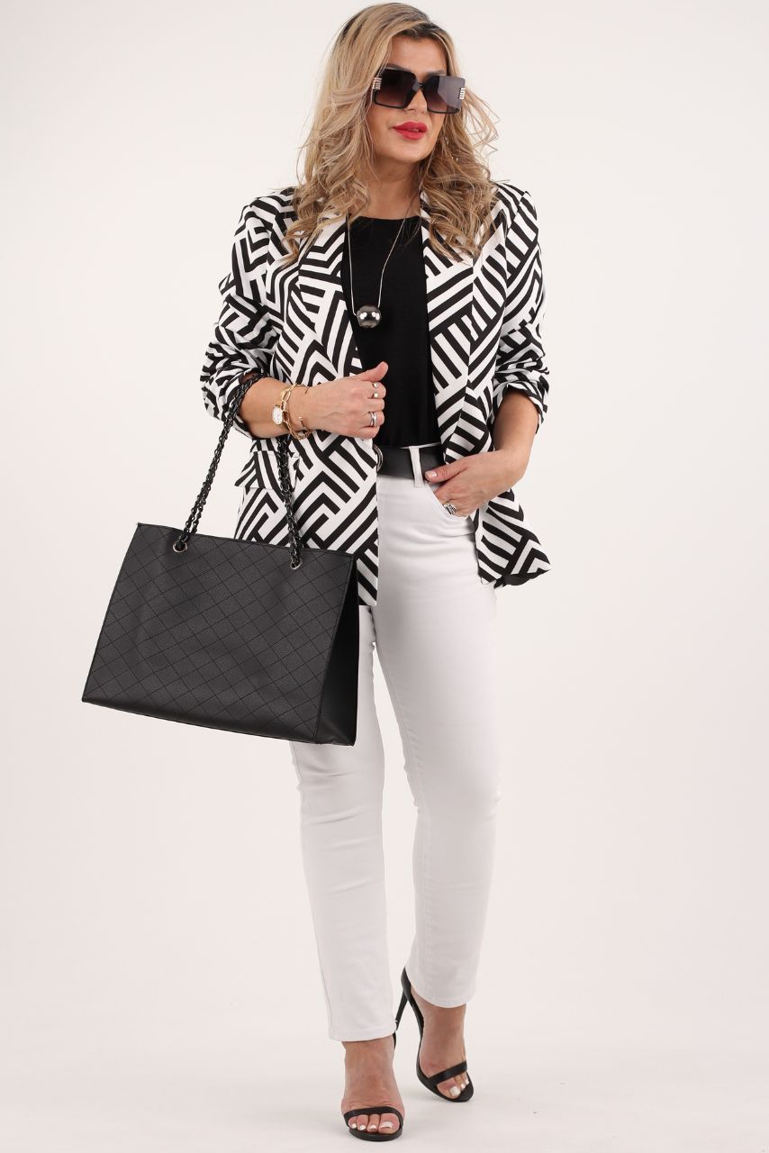 Prosty żakiet w czarno-biały wzór