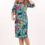 Sukienka z wiązaniem z boku zielona w róże