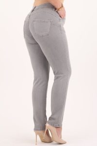 Szare jeansy plus size modelujące push up