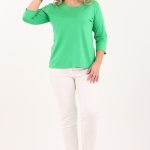 zielona-bluzka-ze-zdobieniem-na-dekolcie (2)