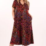 zwiewna-sukienka-oversize-brazowa-w-panterke (3)