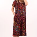 zwiewna-sukienka-oversize-brazowa-w-panterke (5)