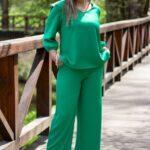 Zielony komplet szerokie spodnie i bluzka