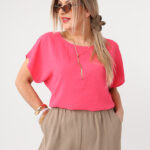 Malinowa gładka bluzka plus size z krótkim rękawem 44-52 (7)