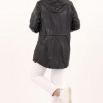 cienka-parka-przeciwdeszczowa-czarna (2)