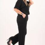 czarny-kombinezon-na-wesele-z-szerokimi-nogawkami (3)