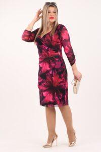 Dopasowana sukienka kopertowa różowo-czarna