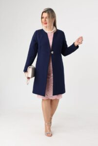Klasyczny wizytowy płaszczyk granatowy