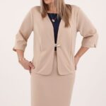 garsonka-damska-ze-spodnica-bezowa (3)