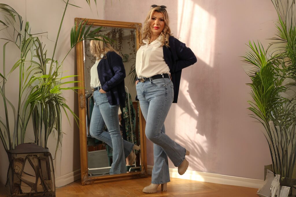 stylizacje z szerokimi spodniami