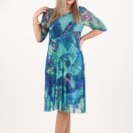 Sukienka z siateczki niebieska midi plus size